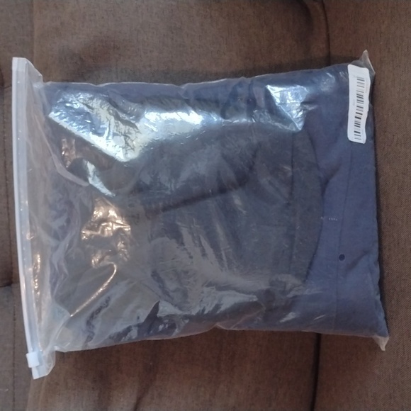 Cherry T.Shirt And Joggers With Earrings New - Picture 12 of 12